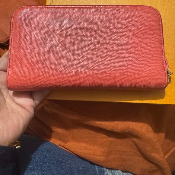 Prada coral zip around wallet - Picture 2 of 9
